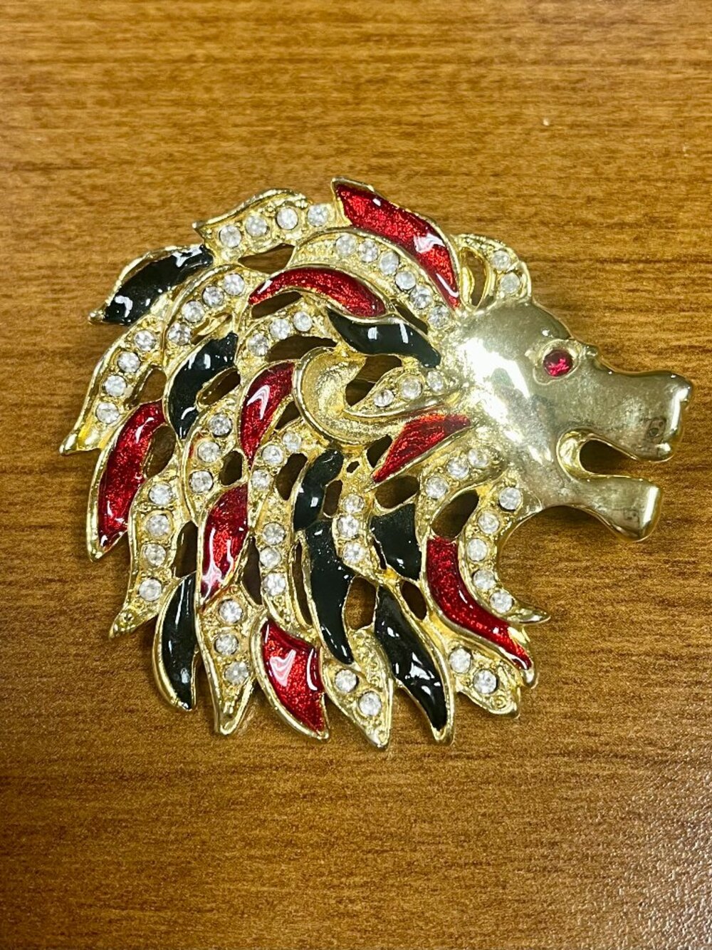 Gold Tone Lion Head Brooch Red Black Enamel Rhinestones Statement Pin